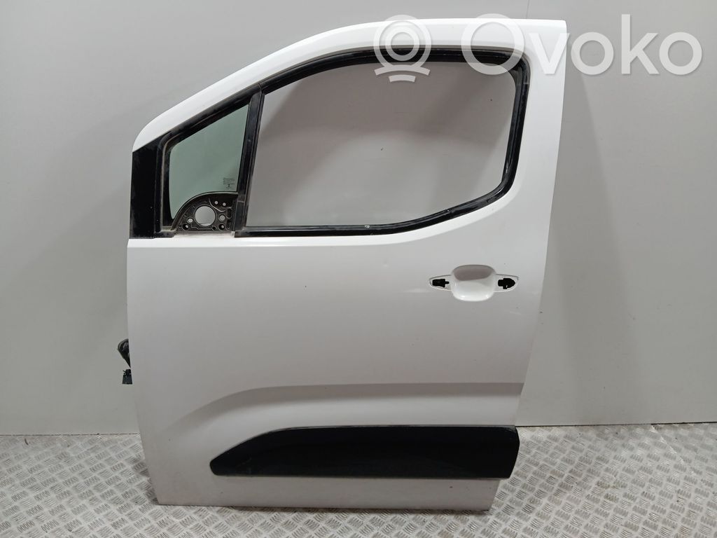 Puerta delantera   9843490080,9822696380