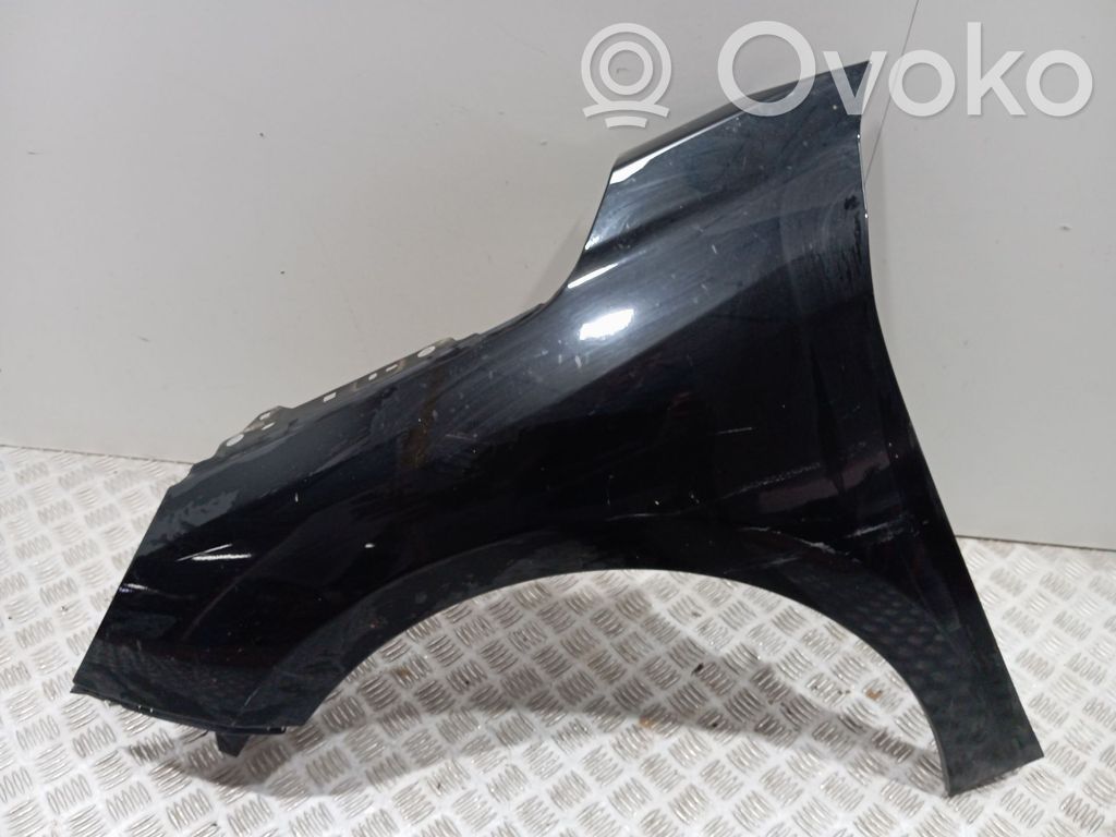 Opel Corsa F Guardabarro 