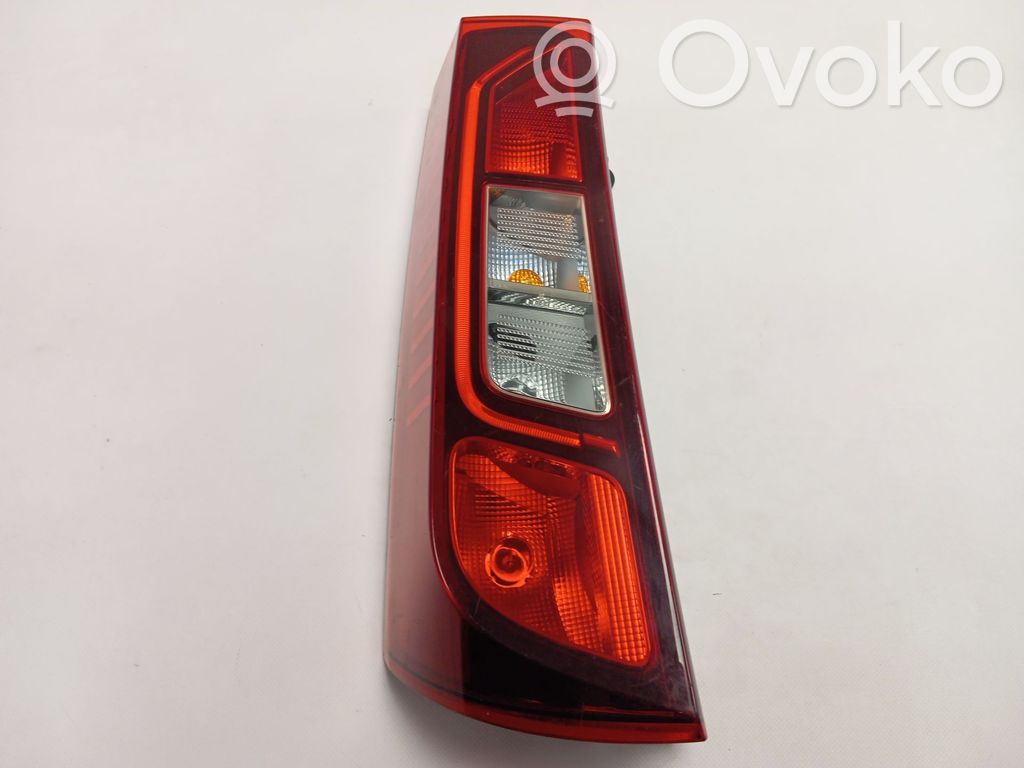 Renault Express Luci posteriori 