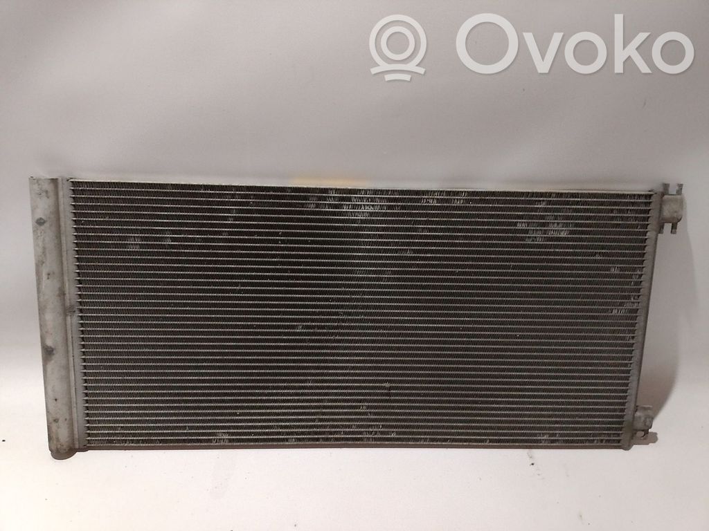 Opel Vivaro Radiateur condenseur de climatisation