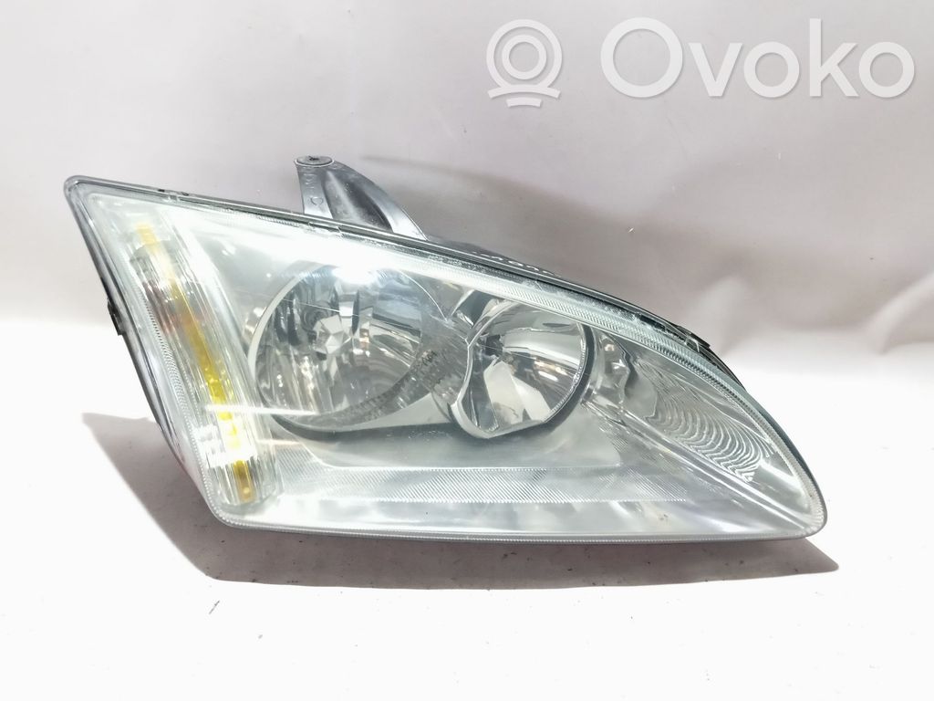 Ford Focus Faro/fanale 