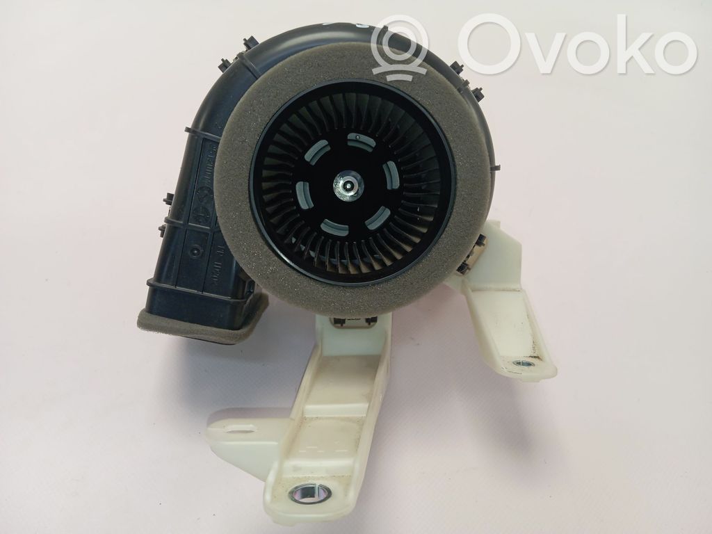 Toyota Yaris Ventilator aerotermă 