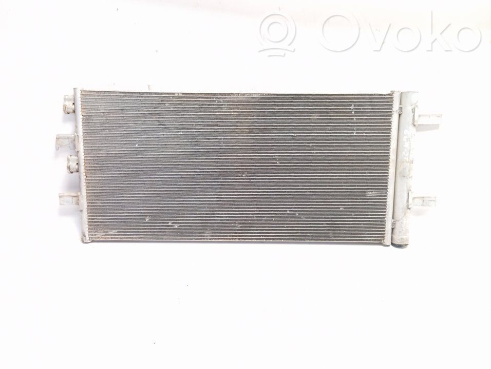 BMW M5 Radiator răcire A/C (condensor) 