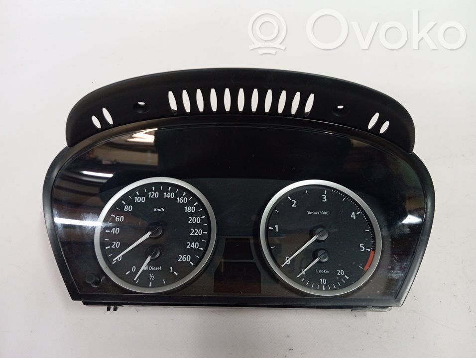 Spidometrs (instrumentu panelī)   6958600