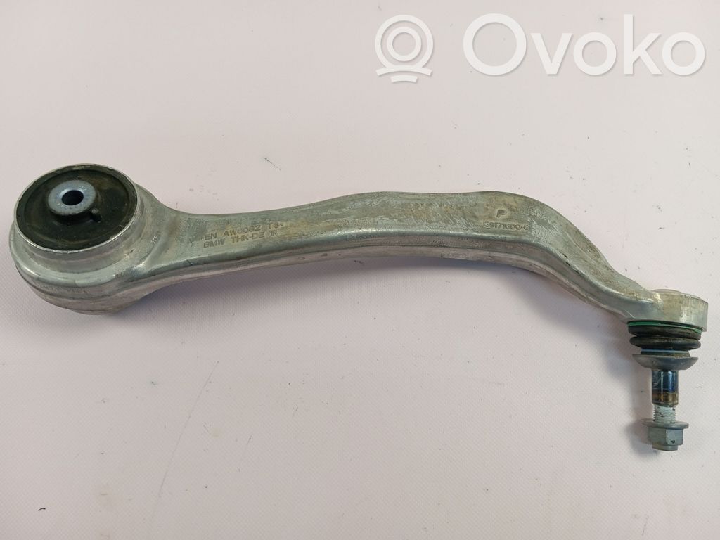 Brazo de suspensión delantero   689466204