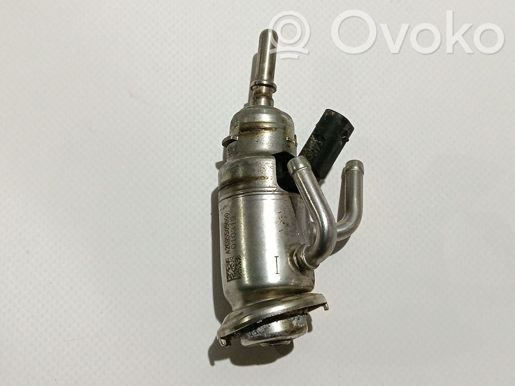 BMW 2 F46 Injector combustibil 