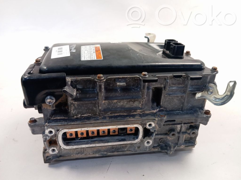 Toyota C-HR I Convertitore di tensione inverter