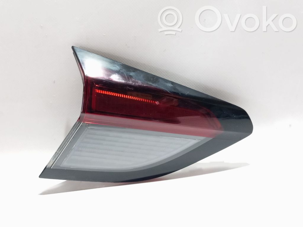 Opel Corsa F Żarówka do lampy przedniej