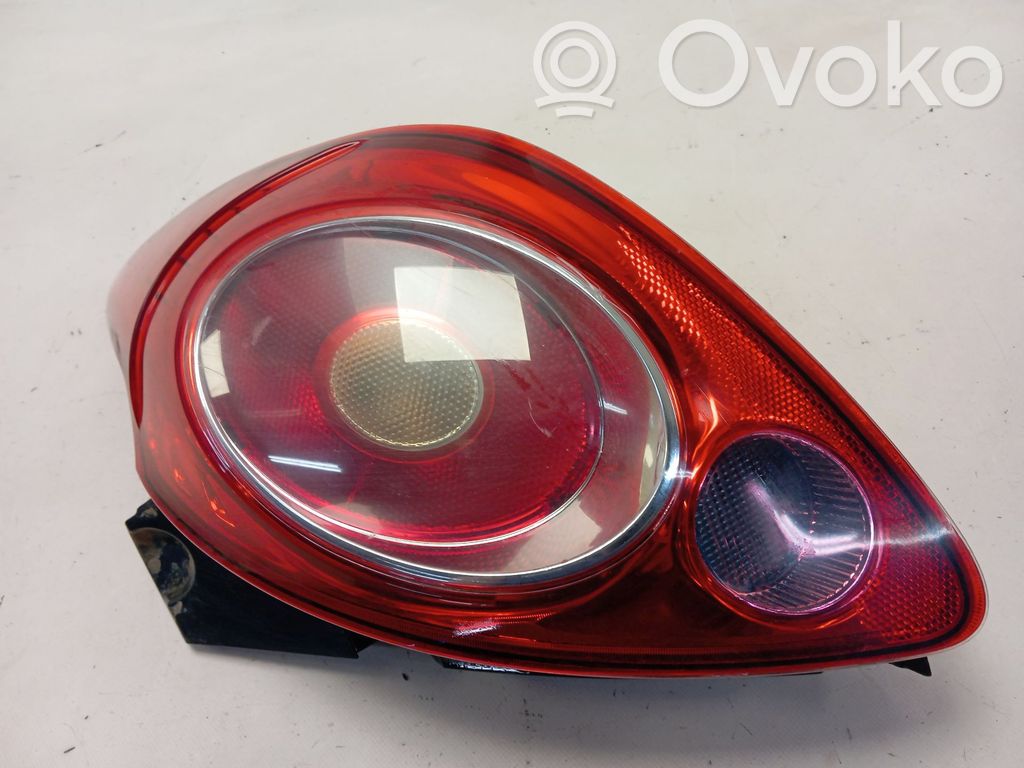 Ford Ka Aizmugurējais lukturis virsbūvē