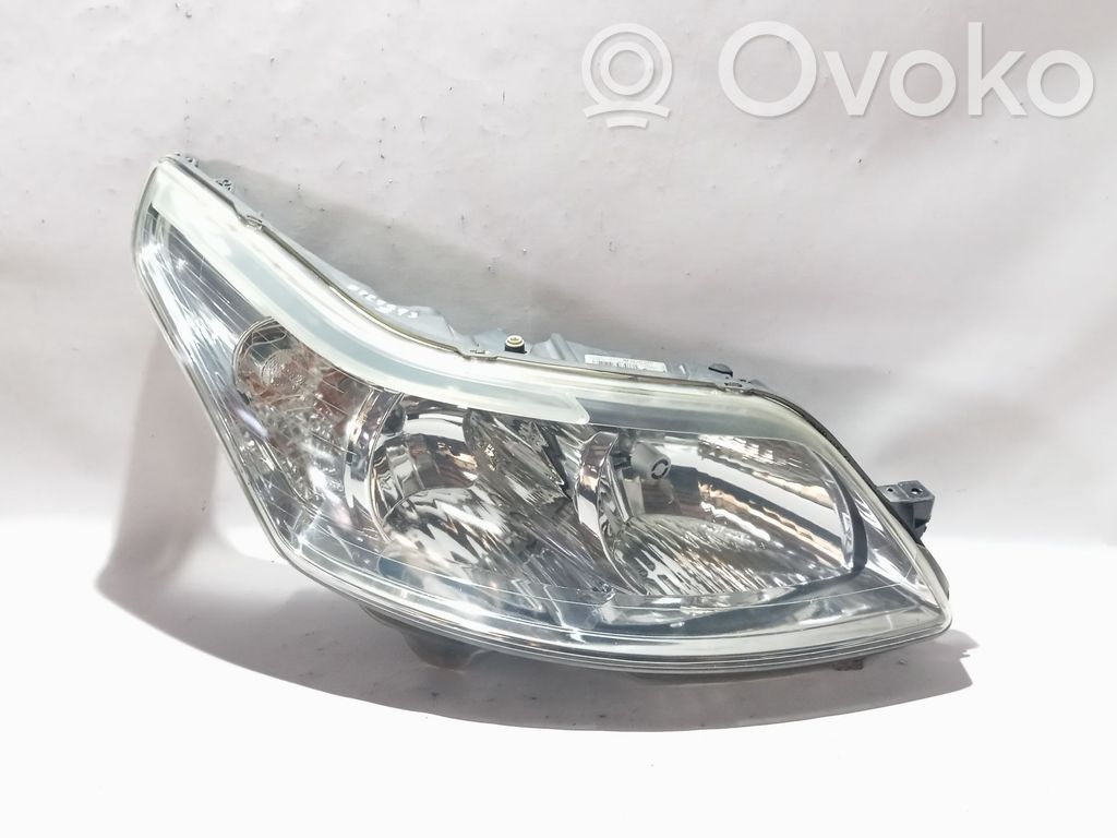 Citroen C4 Aircross Lampa przednia