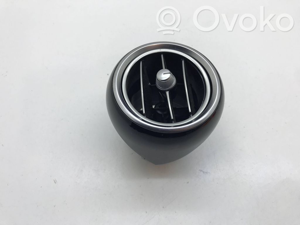 Mercedes-Benz C W205 Grilă ventilație/ramă laterală bord 