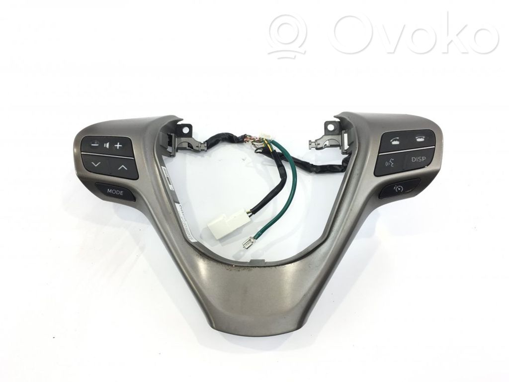 Toyota Verso Przełącznik / Przycisk kierownicy 