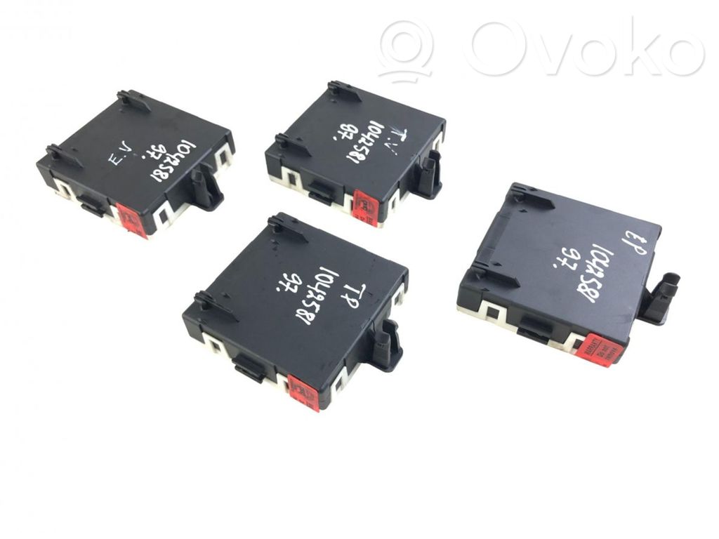 Mercedes-Benz C W205 Door control unit/module 