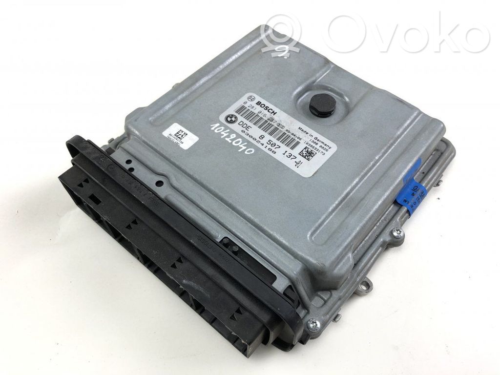 BMW 3 E90 E91 Engine control unit/module 