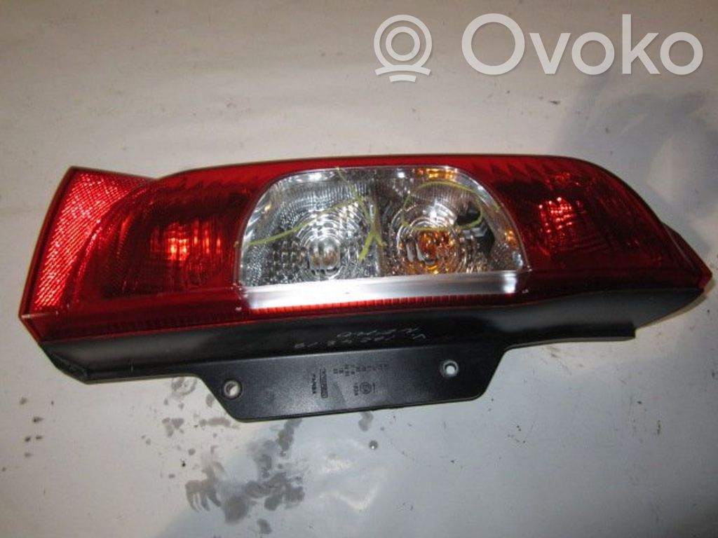 Citroen Nemo Aizmugurējais lukturis virsbūvē 