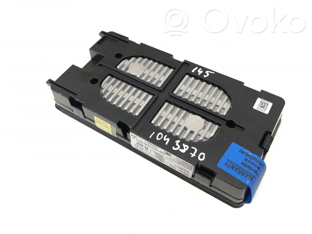 Audi RS6 C8 Cargador de batería (opcional) 