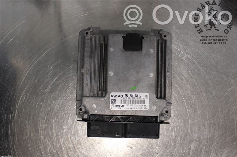 Audi A4 Allroad B9 Engine control unit/module 