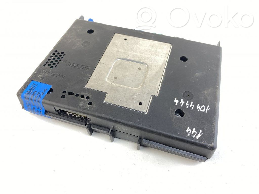 GPS navigation control unit/module   7515400221,23228496