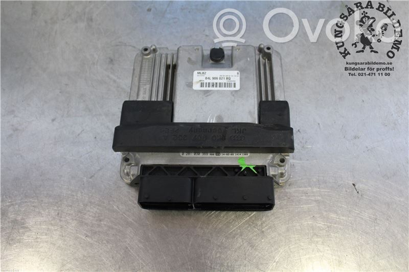 Audi A4 S4 B8 8K Engine control unit/module 