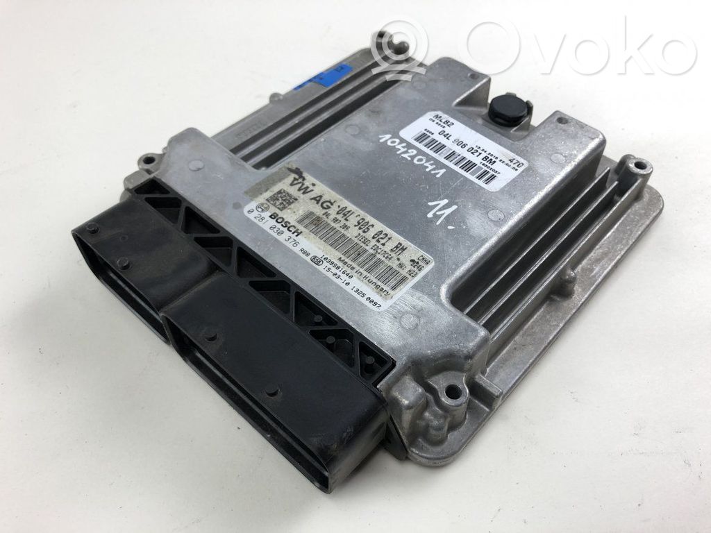 Audi A4 S4 B8 8K Engine control unit/module 