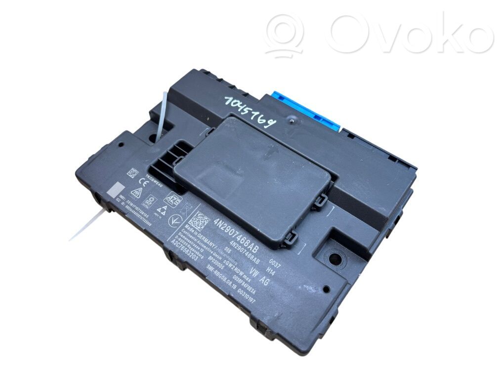 Audi RS6 C8 Gateway control module 