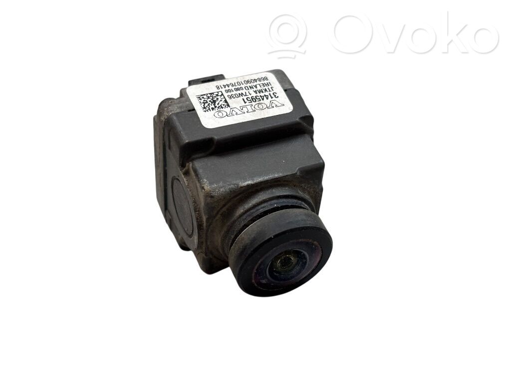 Volvo V90 Cross Country Front bumper camera 
