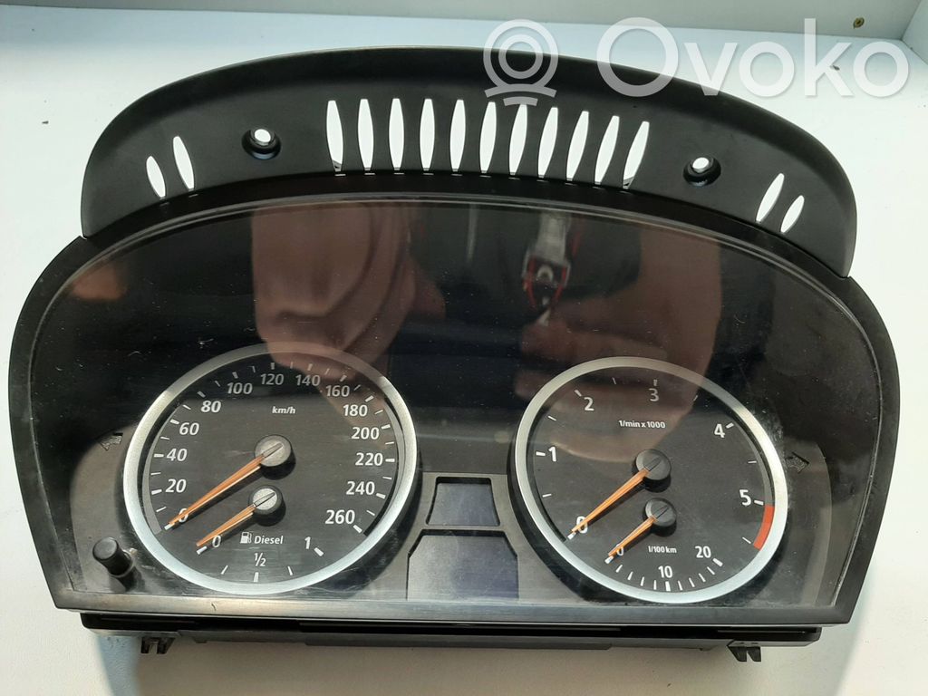 BMW 5 E60 E61 Speedometer (instrument cluster) 