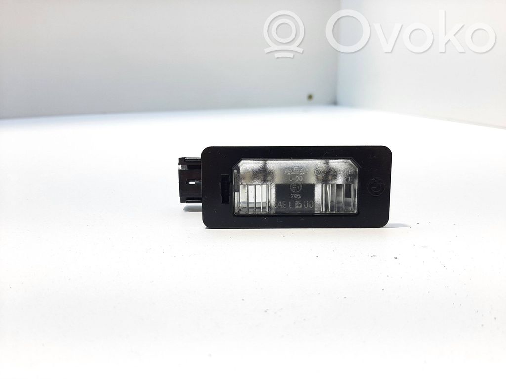 Number plate light   63267165646