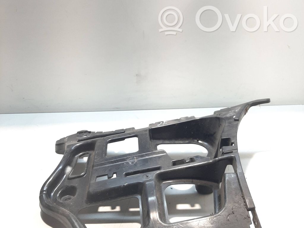 Rear bumper mounting bracket   7202668,72758411