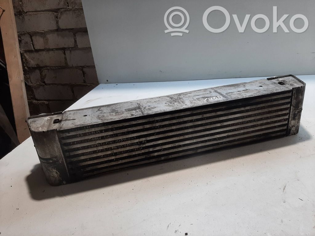 BMW 7 E65 E66 Interkūlerio radiatorius 
