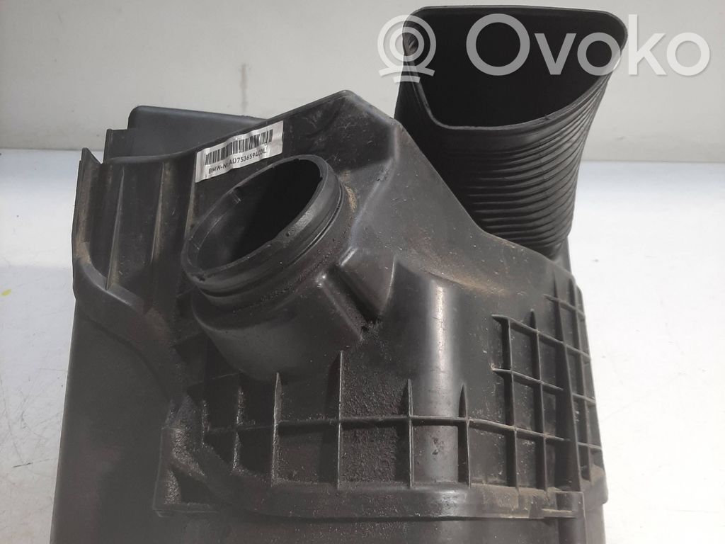 BMW 3 E90 E91 Air filter box 