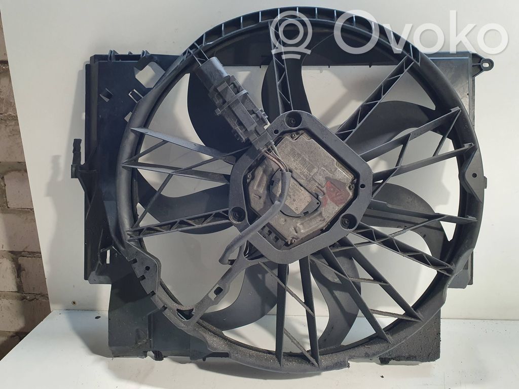 BMW 3 E90 E91 Elektrisks radiatoru ventilators 