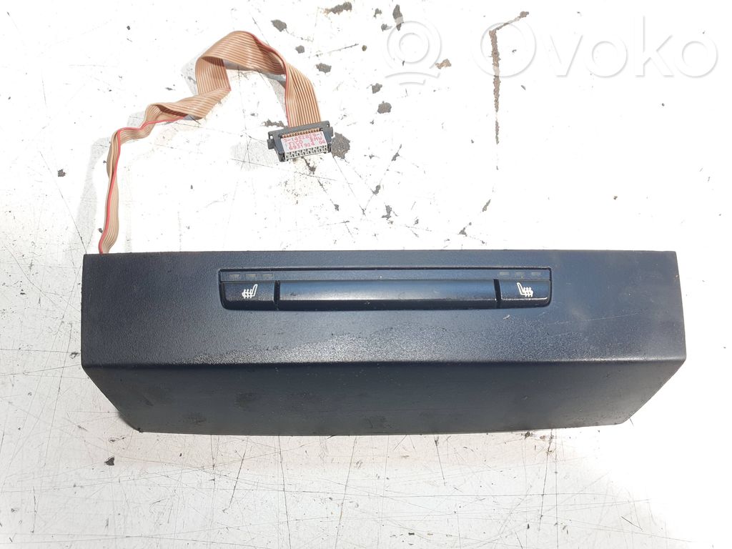 BMW 3 E90 E91 Sėdynių šildymo jungtukas 