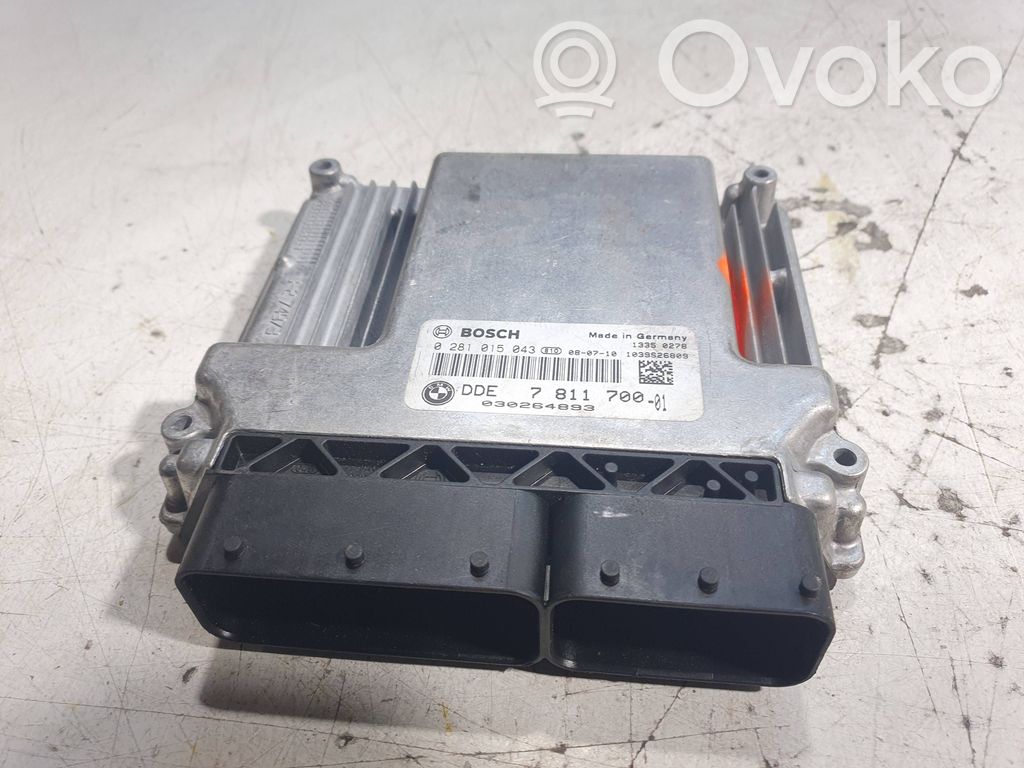 BMW 5 E60 E61 Engine control unit/module 