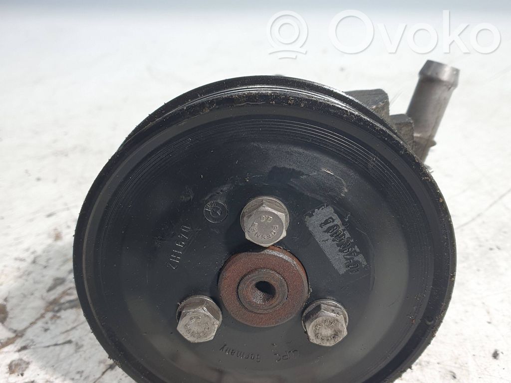 BMW 3 E90 E91 Power steering pump 