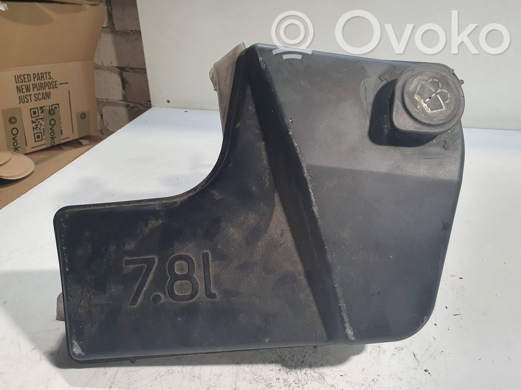 Logu šķidruma tvertne   8252738,61678252738