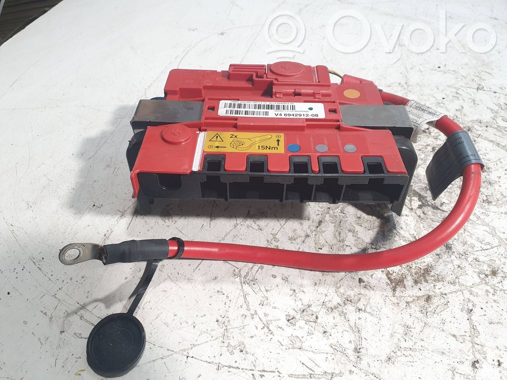 BMW 3 E90 E91 Plusa vadu savienošanas mezgls 