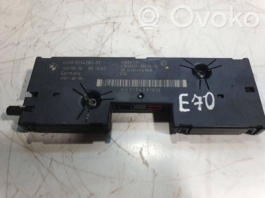 BMW X5 E70 Antenos stiprintuvas 