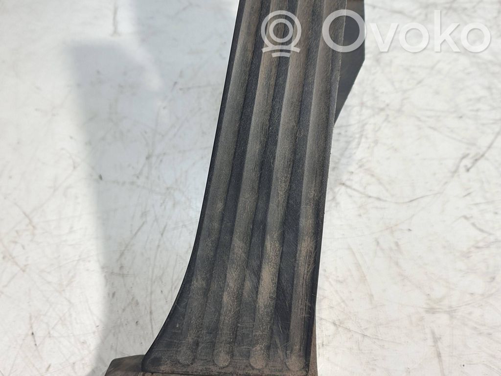 Accelerator throttle pedal   6766931,25916010,512044,151204