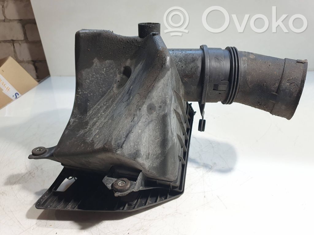 BMW 6 E63 E64 Air filter box 