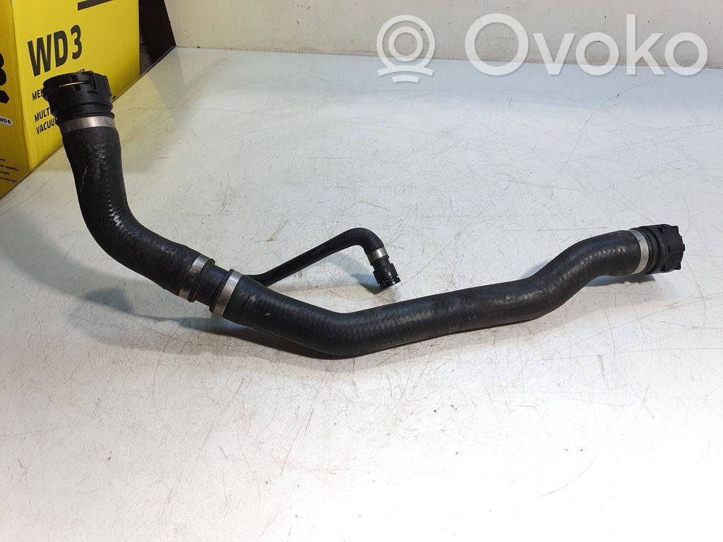 BMW 5 E60 E61 Engine coolant pipe/hose 