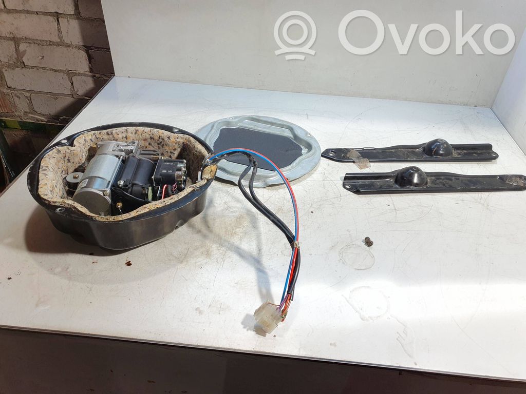 BMW X5 E53 Air suspension compressor/pump 