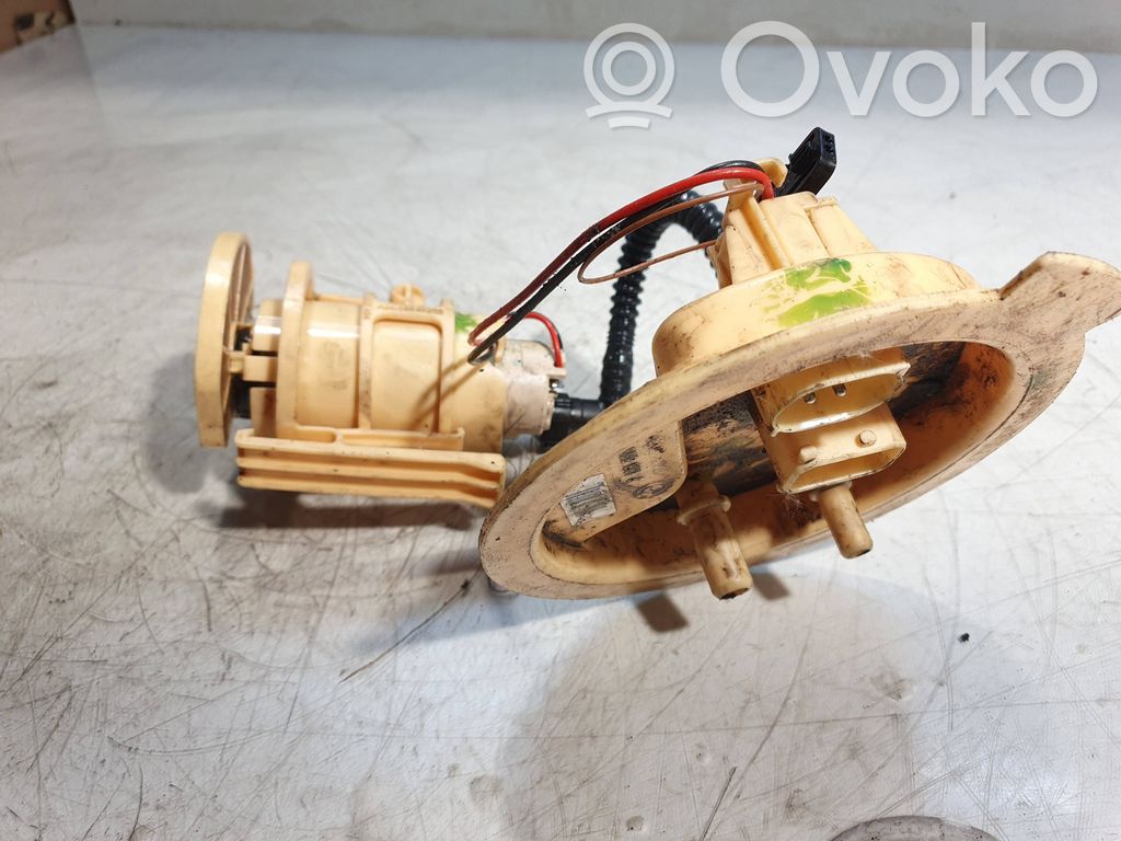 BMW 7 F01 F02 F03 F04 Pompa paliwa w zbiorniku 