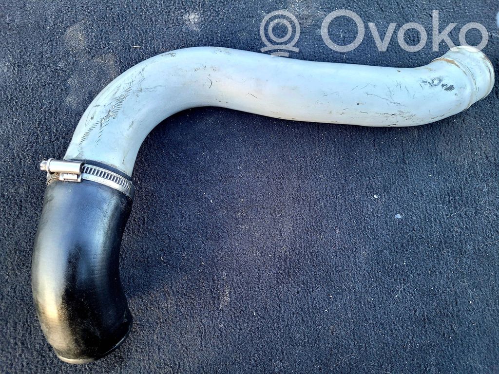 Intercooler hose/pipe