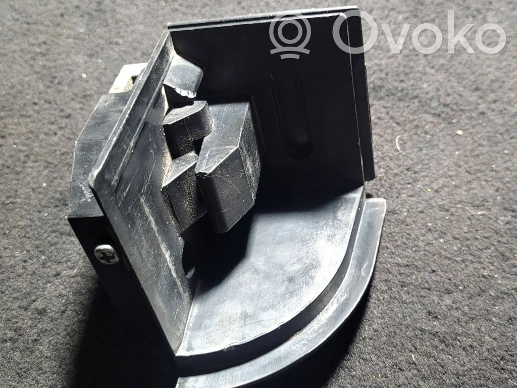 BMW 3 E90 E91 Otros repuestos del interior 
