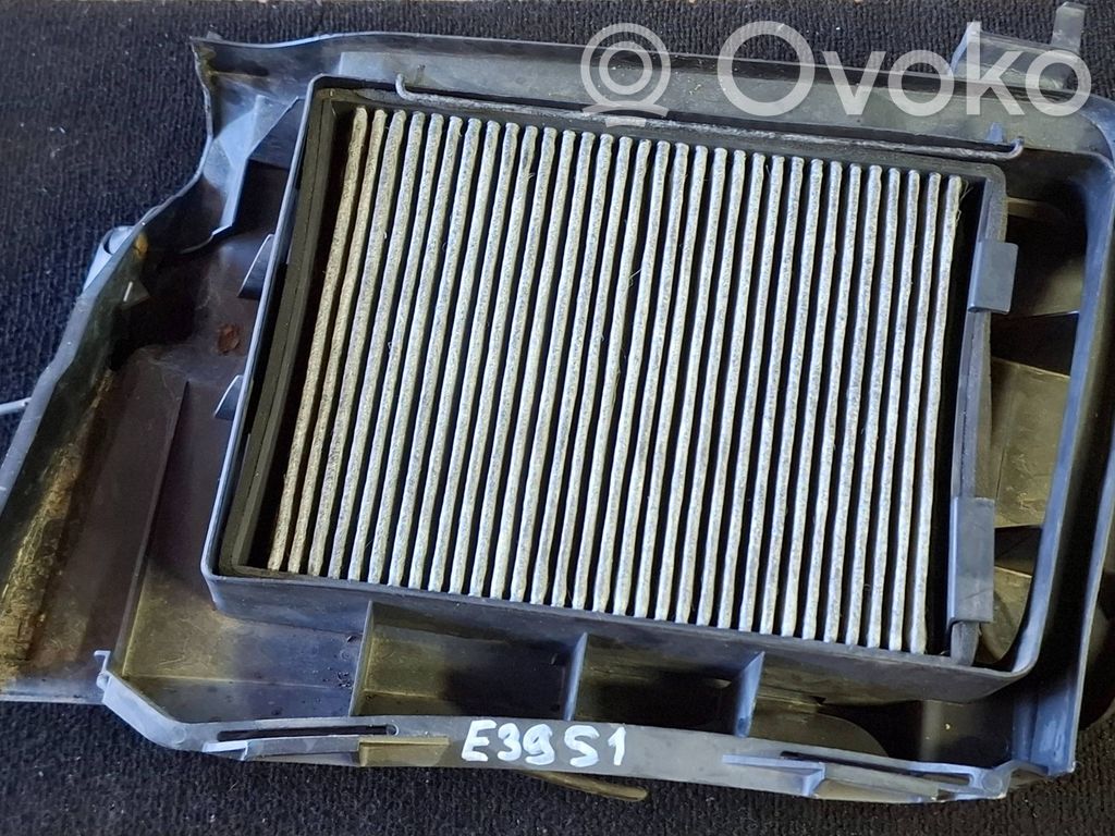 BMW 5 E39 Einzelteil Verkleidung Innenraumfilter 
