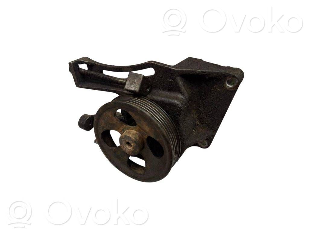 Subaru Legacy Ohjaustehostimen pumppu 