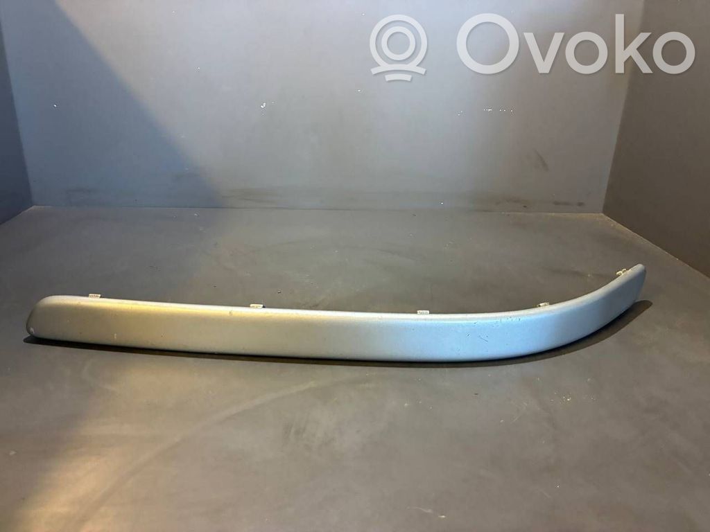 Front bumper splitter molding   51112494193