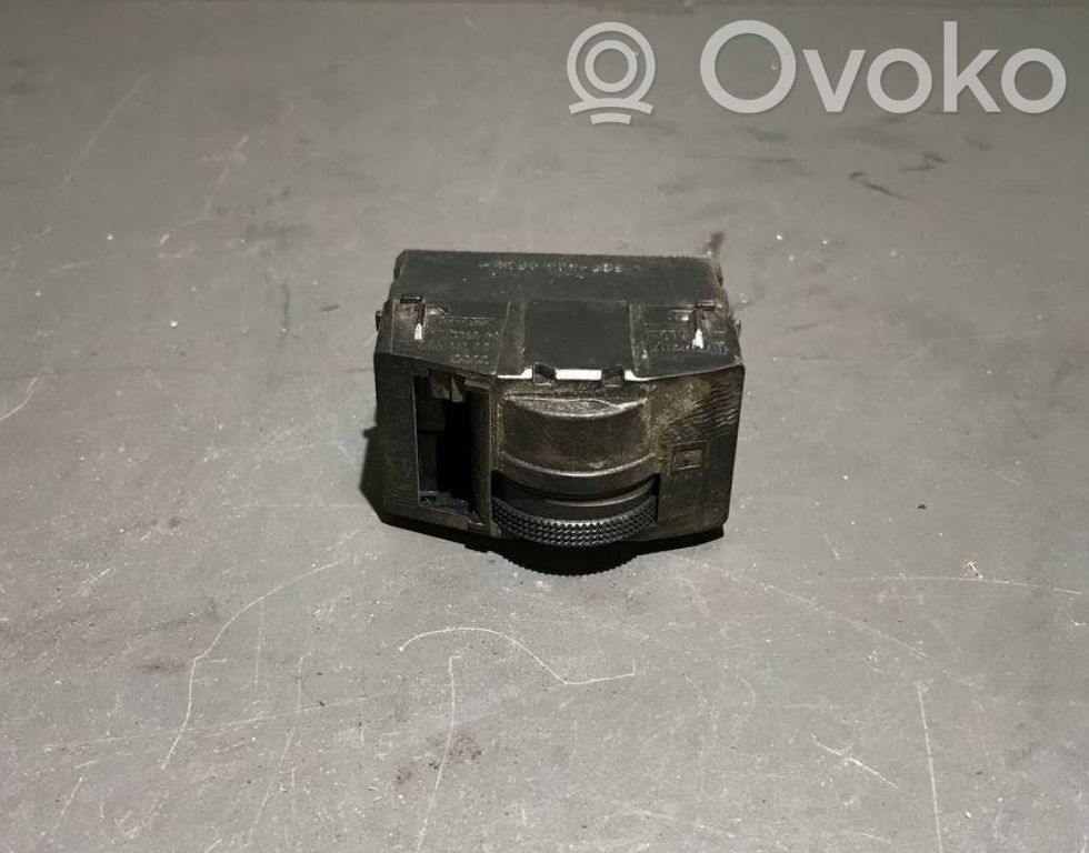 Audi A6 S6 C5 4B Headlight level height control switch 