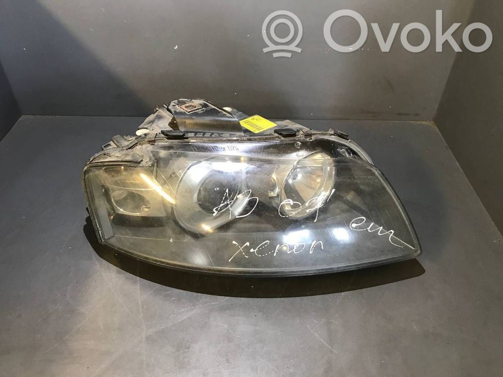 Audi A3 S3 8P Lampa przednia 